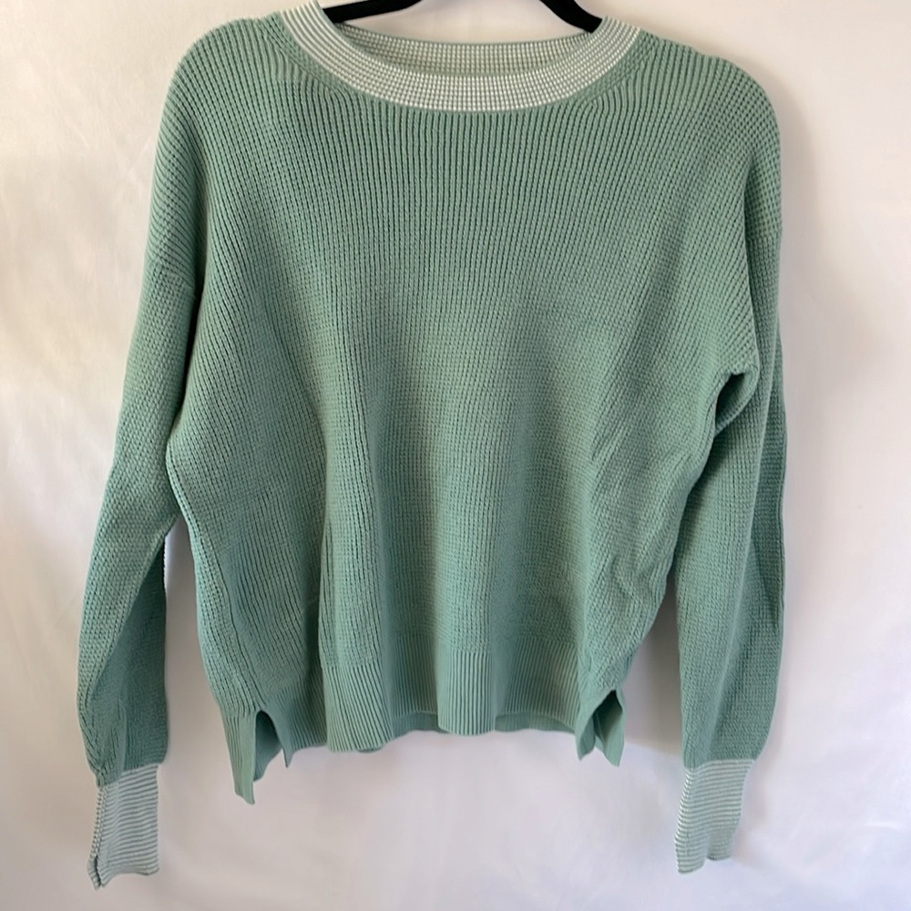 Margaret O’Leary‎ green and white striped sweater size xsmall crew neck